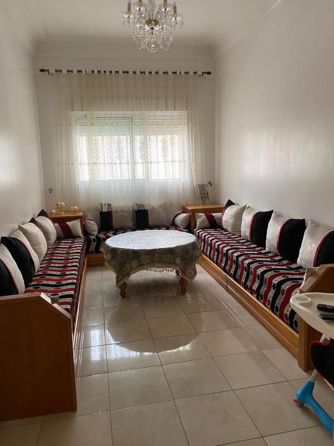 Appartement Martil 3 Chambres Proche De Centre Ville 5Mn A Pied Et La Plage 10Mn A Pied Et 10Mn De Aeroport Tetouan En Voiture Bagian luar foto