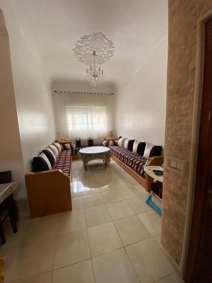 Appartement Martil 3 Chambres Proche De Centre Ville 5Mn A Pied Et La Plage 10Mn A Pied Et 10Mn De Aeroport Tetouan En Voiture Bagian luar foto